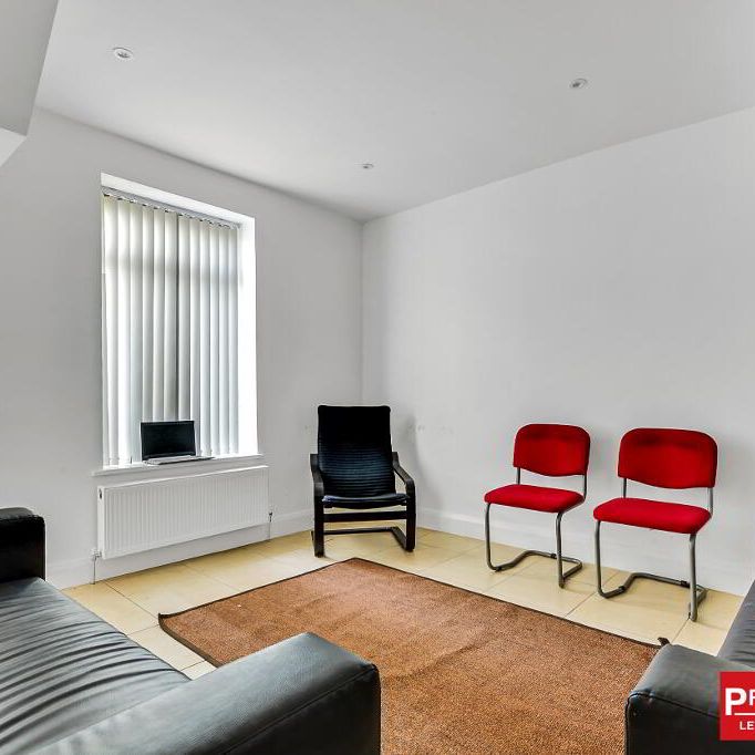 STUDENT ACCOMMODATION, 7 Glasgow Terrace, Derry/Londonderry, BT48 0DP - Photo 1