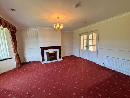 2 Hillview Green, Carrickfergus, BT38 8YX - Photo 3