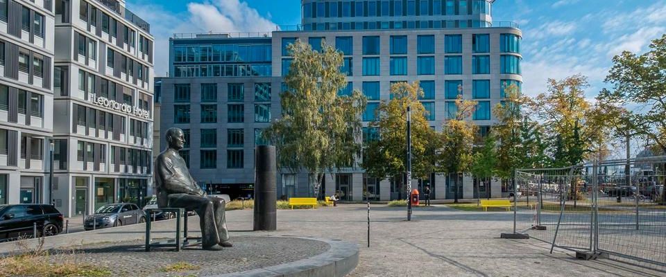 Luxus-Neubau am Berliner Ensemble: Pool - Sauna - Concierge - Foto 1