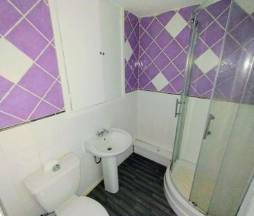 1 bedroom ground floor flat to rent - Photo 4