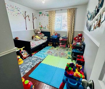 For Lease - 6335 Plowmans Heath Drive Unit# Upper, Mississauga, Ont... - Photo 1