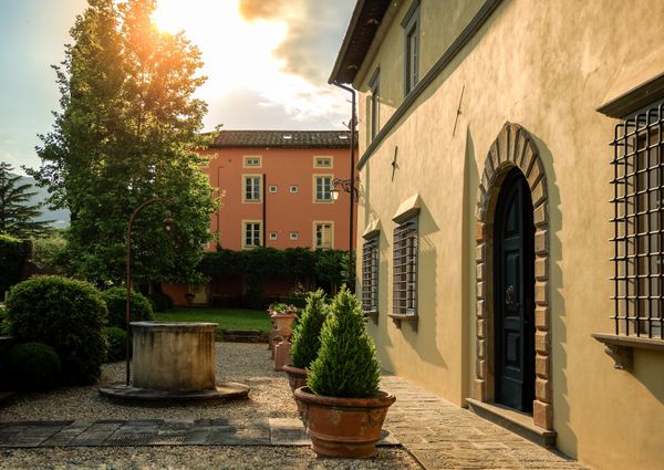 Villa Roses - Beautiful estate nestled in the Hills of Lucca