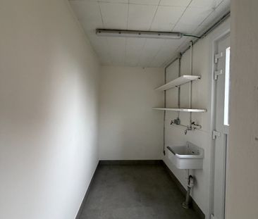 Leuke rijwoning in centrum van Zwevezele met 3 slaapkamers! - Photo 3