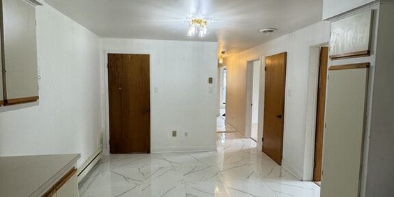 Grand Appartement 4 1/2 à Louer, Vmont - Photo 3