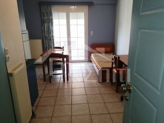 Γκαρσονιέρα προς ενοικίαση 200 € - Photo 1