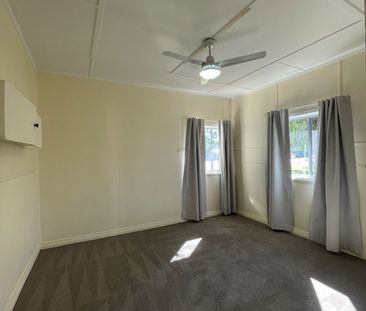 Spacious 3 Bedroom Home in Convenient Location - Photo 2