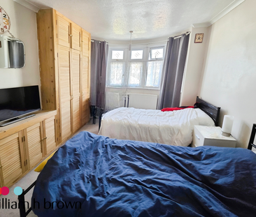 Wilmington Gardens, Barking - Photo 5