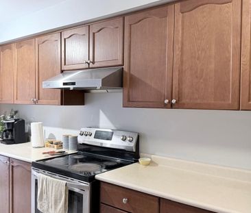 For Lease - 95 Sleightholme Crescent, Brampton, Ontario - Photo 5