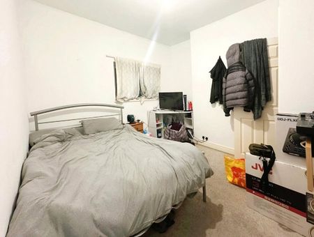 5 bedroom terraced house to rent - Photo 5