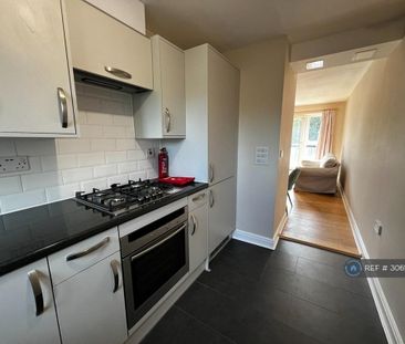 2 bedroom flat to rent - Photo 6