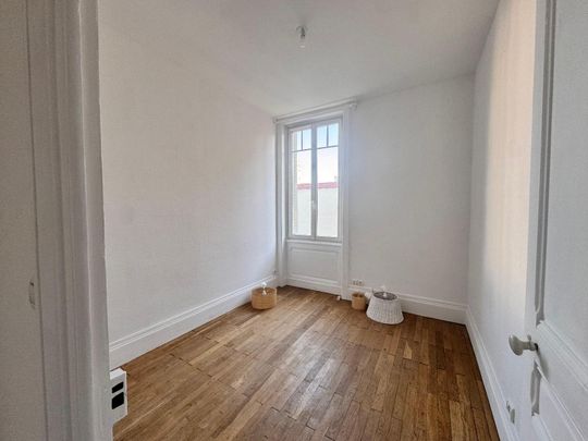 Location Appartement 3 pièces 53m² ECULLY 69130 - Photo 1