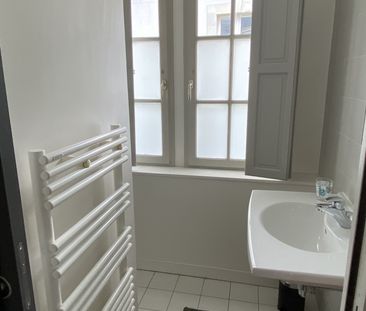 Location Appartement 1 pièce 29m² SAUMUR 49400 - Photo 4
