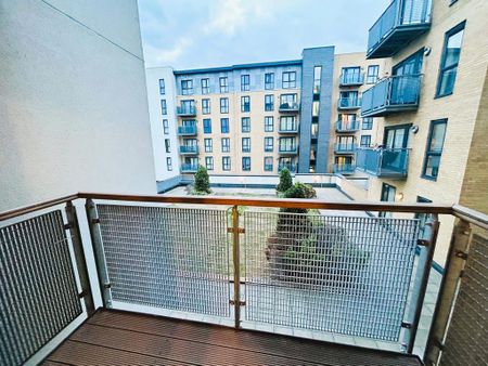 2 bedroom apartment to rent - Photo 4