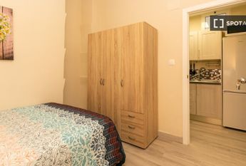 granada, Andalusia 18001