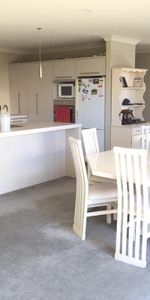 Family Living in Tumara Park - Photo 4