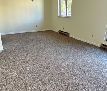 For Lease - 131 Edgehill Drive Unit# N11, Barrie, Ontario - Photo 1