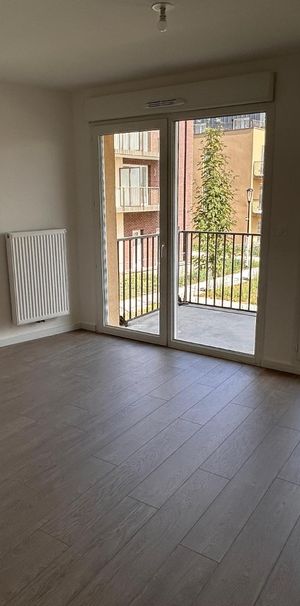 Location Appartement 1 pièce 28m² ARMENTIERES 59280 - Photo 1