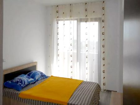 Apartament de inchiriat in Ploiesti, zona 9 Mai - Fotografie 5