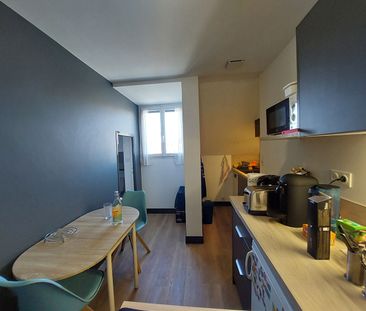 Location Appartement 2 pièces 27m² - Photo 4