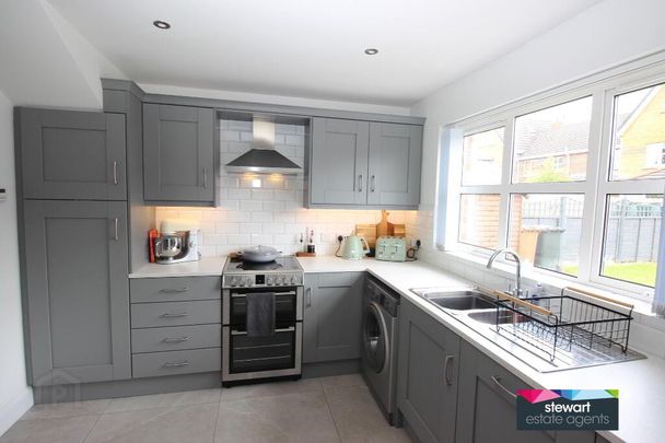 49 Beresford Hill, Dromore, BT25 1HQ - Photo 1