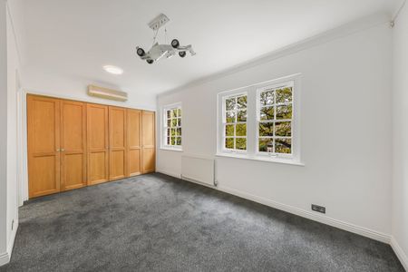 Jade Terrace, Marston Close, London, NW6 - Photo 2