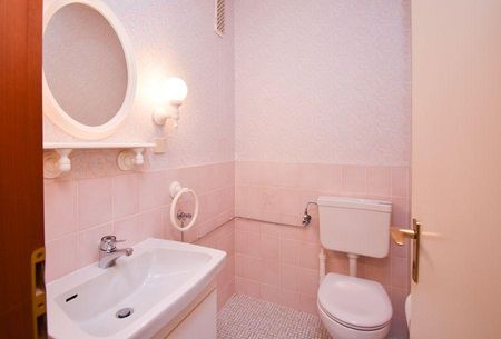 Gut geschnittene Erdgeschosswohnung mit Loggia in Wolfsburg. - Photo 2