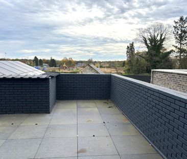 TE HUUR: Duplex-appartement met centrale ligging te Heusden-Zolder! - Foto 2