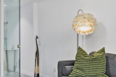 Yorkville Avenue - Photo 2