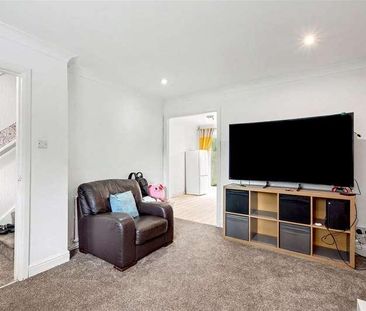 Stockdale Close, Arnold, Nottingham, NG5 - Photo 2