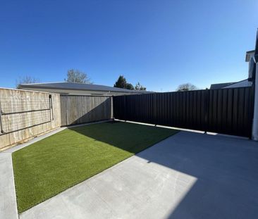 Stylish brand-new units in prime location - Photo 2