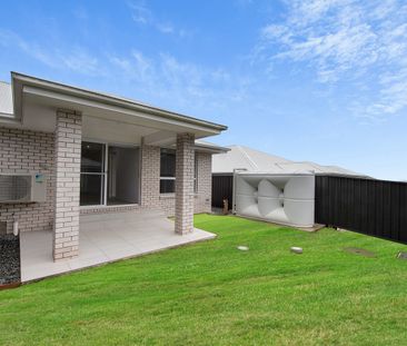 LIKE NEW 4 DUPLEX IN GREAT LOCATION - Photo 1