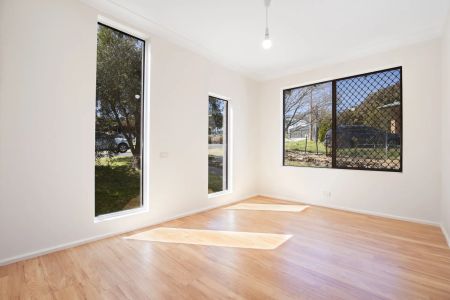 Charming Family Home with Space, Potential & Convenience - Photo 2
