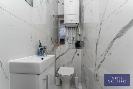 3 bedroom flat to rent - Photo 5