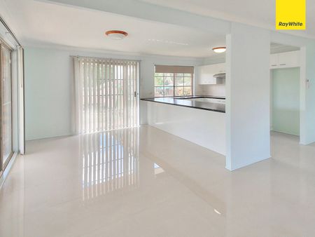 Spacious Family Living - 4 Bedrooms, 3 Bathrooms - Photo 2