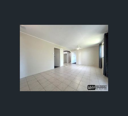 3 Fairfax Ave, Bethania, Qld 4205 - Photo 2