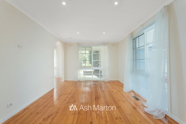 40 Shearwater Drive, Carrum Downs, VIC 3201 - Photo 1