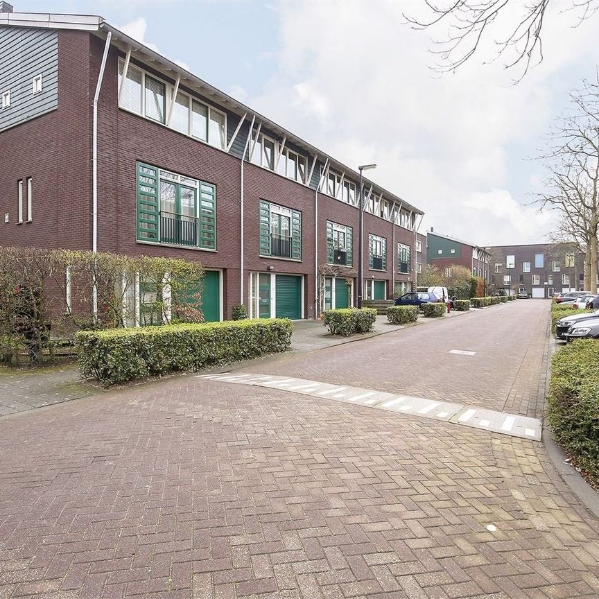 Te huur: Sporadenlaan, 1060 MJ Amsterdam - Photo 1