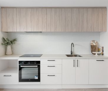 Cosy, Convenient & Modern Living - Photo 1