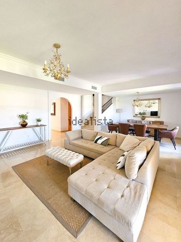 Alquiler de chalet adosado en Urb Villas y Golf. Casa 7-3 s/n - Foto 2