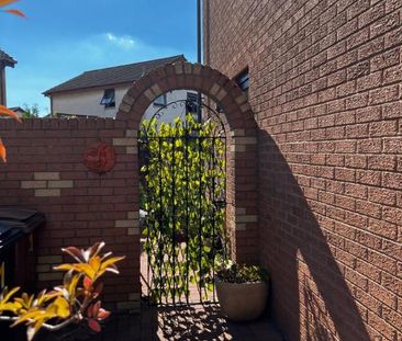 3 bedroom semi-detached house to rent - Photo 6