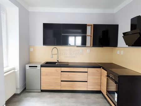Pronájem bytu 2+1 85 m² - Photo 4