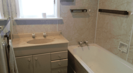 Three Bedroom Home Plus Storage Room - Photo 4