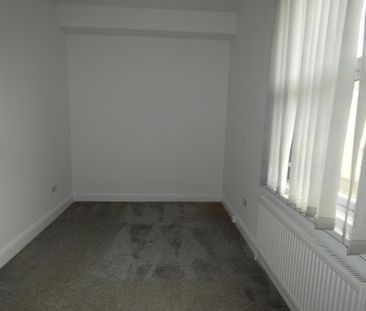 3 bedroom property to rent - Photo 3