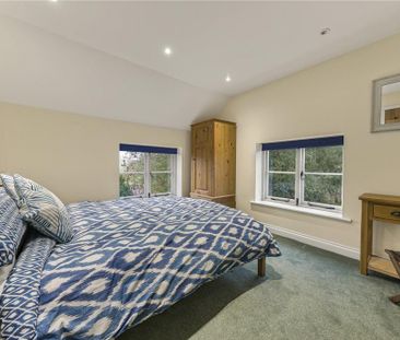 3 bedroom detached house to rent - Photo 4