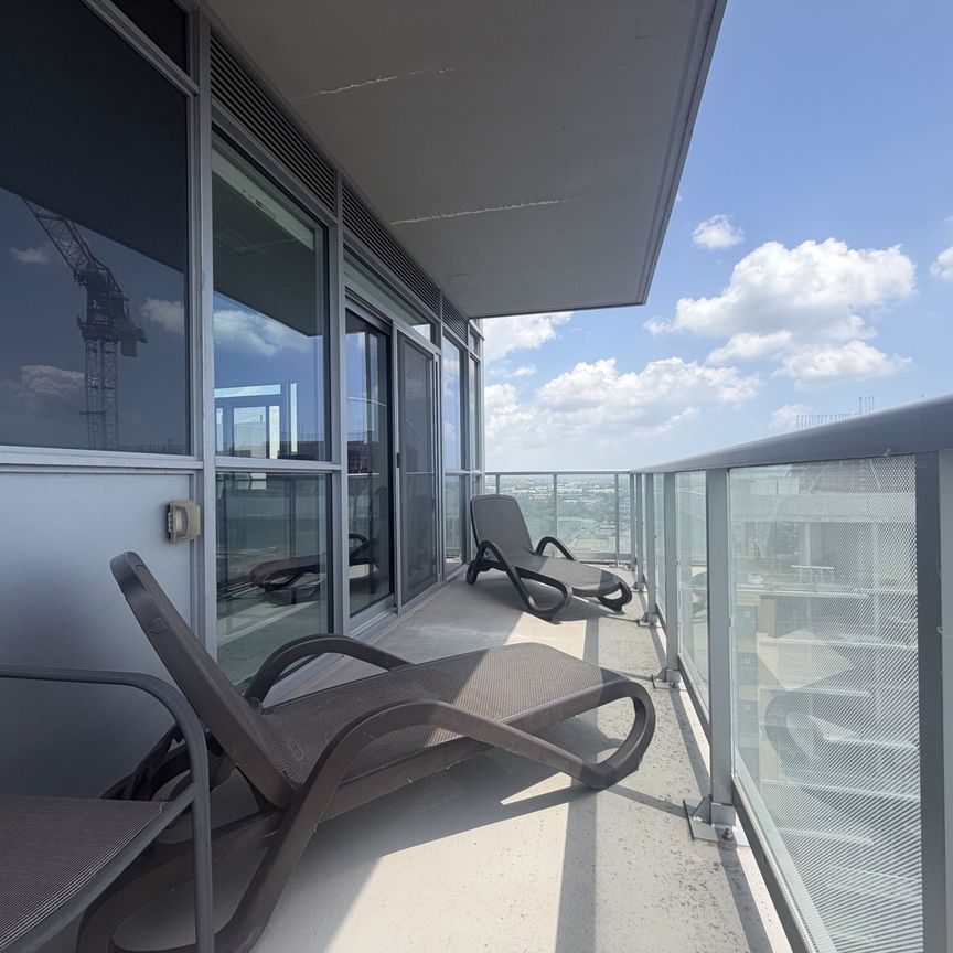 For Lease - 2087 Fairview Street Unit# 2203, Burlington, Ontario - Photo 1
