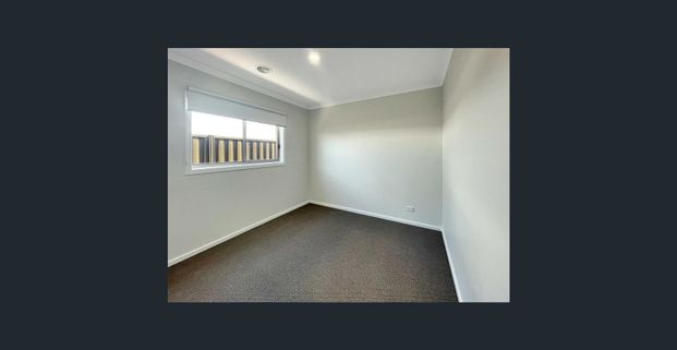 Your Dream Rental Awaits at 30 Kumara Drive, Manor Lakes to call home - Photo 1