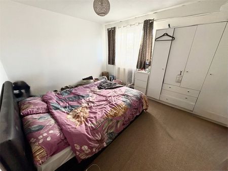 2 bedroom house to rent Lynmouth Drive, Ilkeston, Derbyshire, DE7 - Photo 3