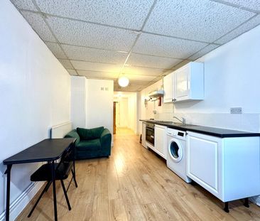 Kember Street, Islington, London, N1 - Photo 2