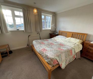 4 bedroom terraced house to rent - Photo 4