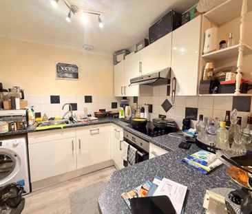 Markwell Wood, Harlow - Photo 4